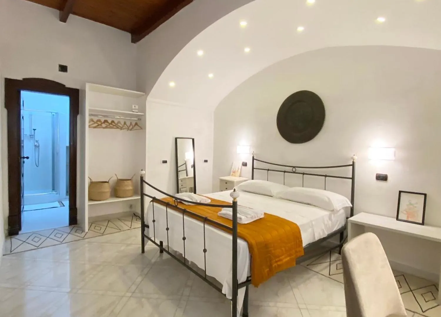 Casa Intera Con Terrazzo Appartement Napels