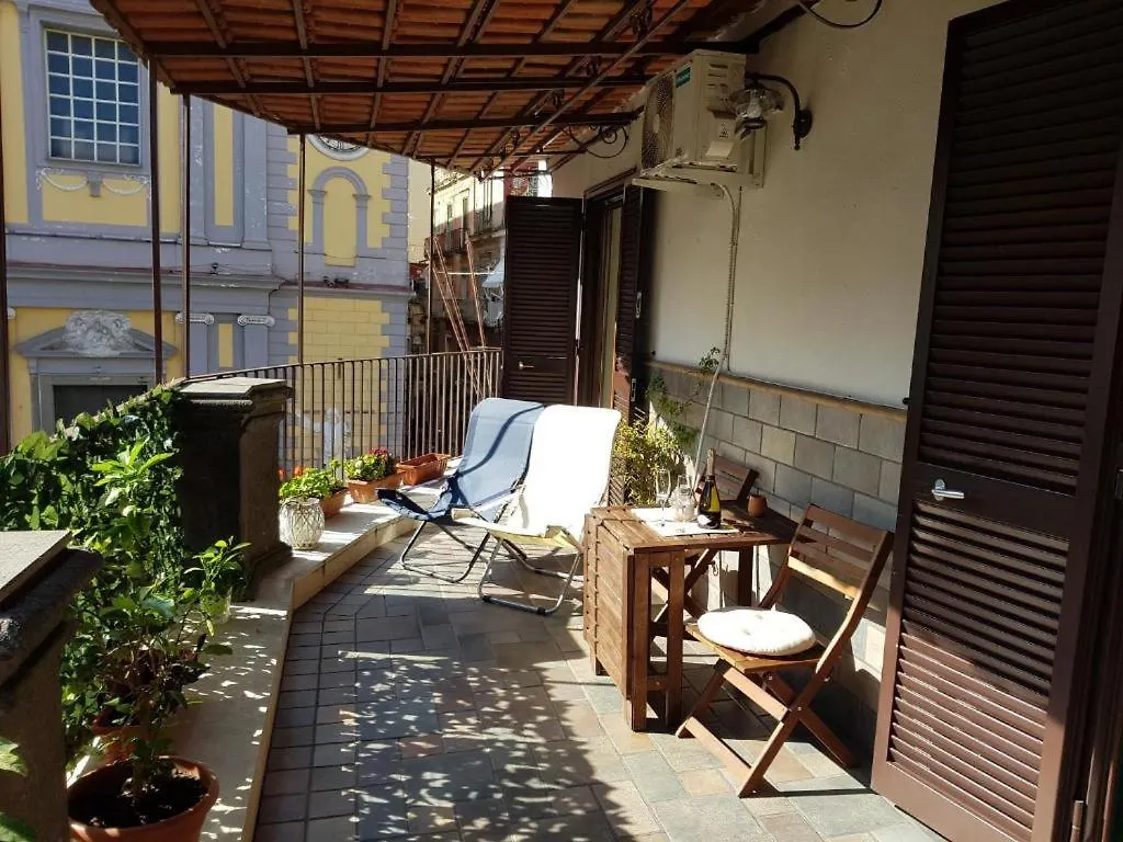 Casa Intera Con Terrazzo Apartment Naples