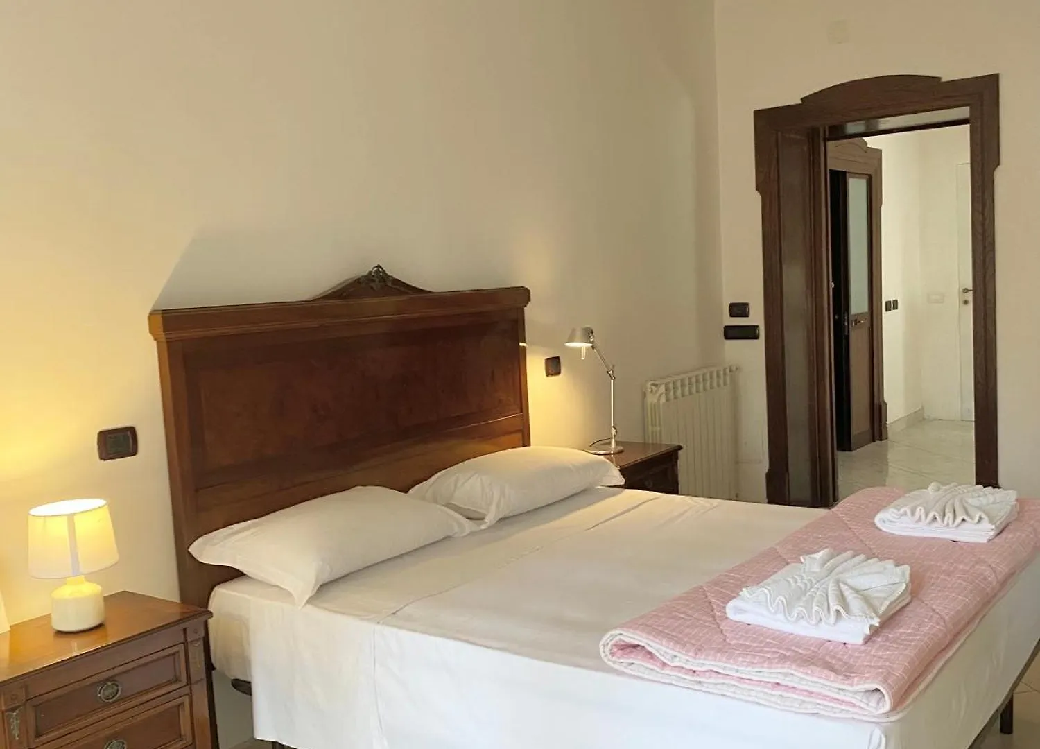 Casa Intera Con Terrazzo Daire Napoli