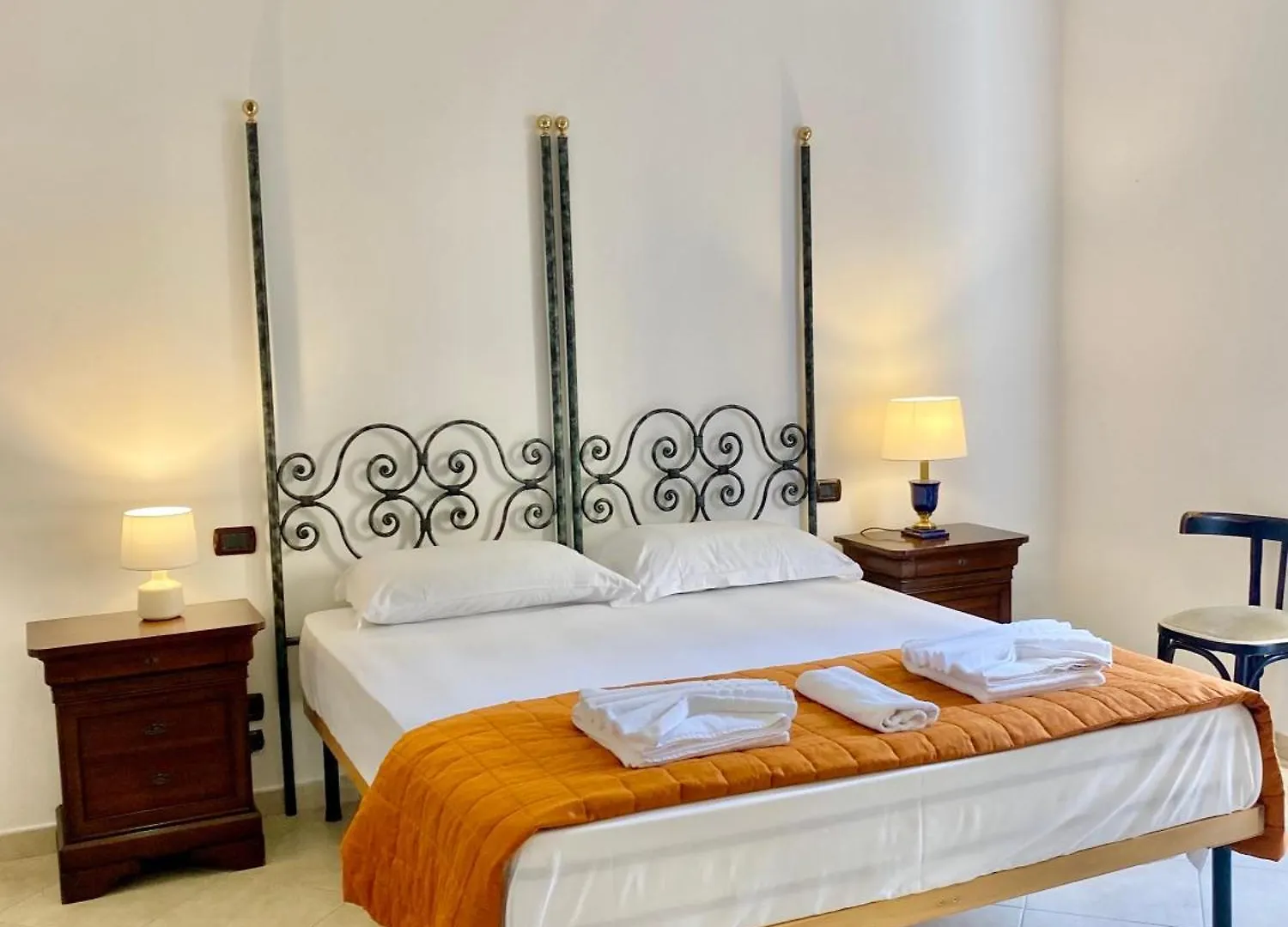 Casa Intera Con Terrazzo Daire Napoli