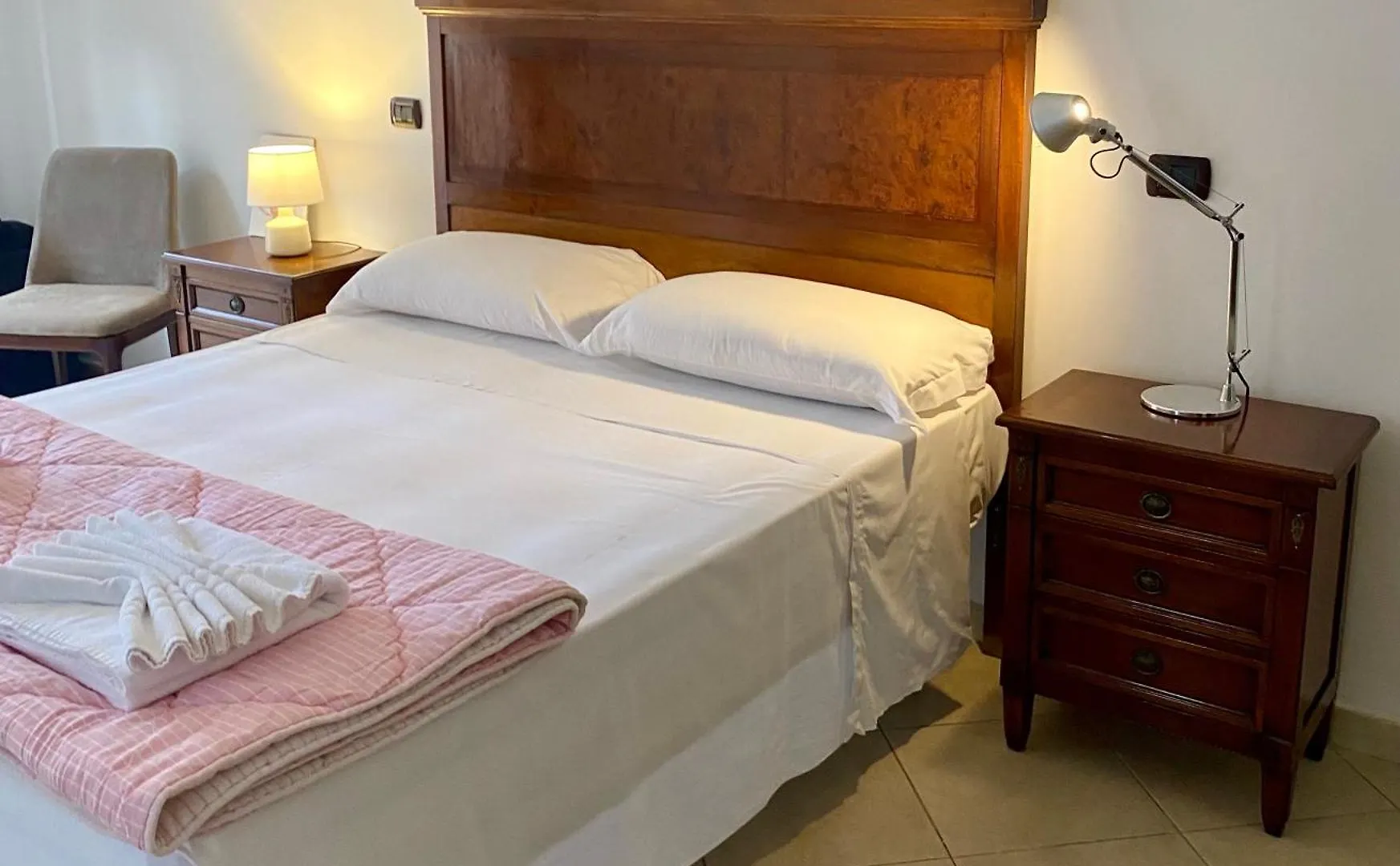 Casa Intera Con Terrazzo Apartment Naples
