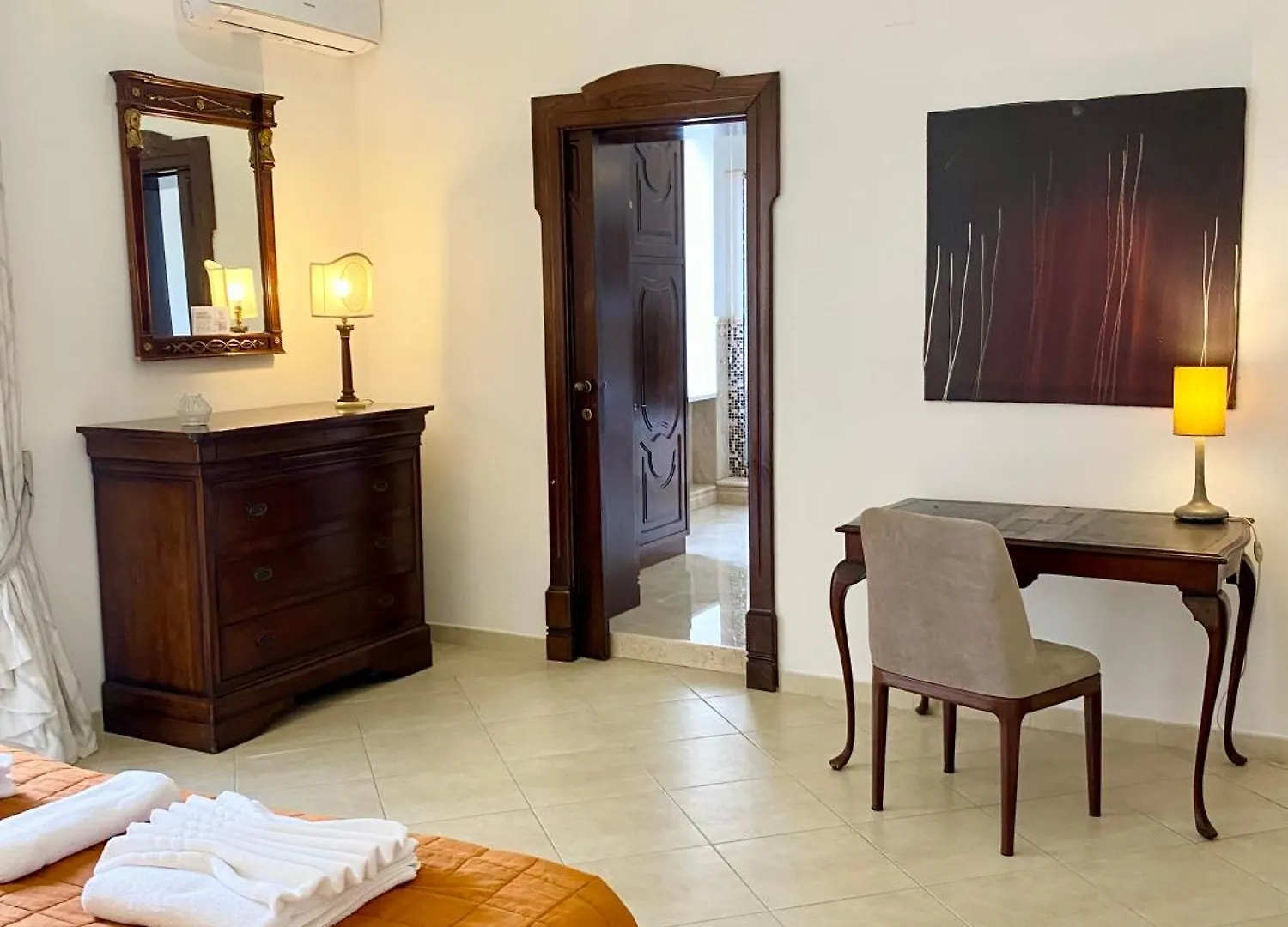 Casa Intera Con Terrazzo Apartment Naples 0*,  Italy