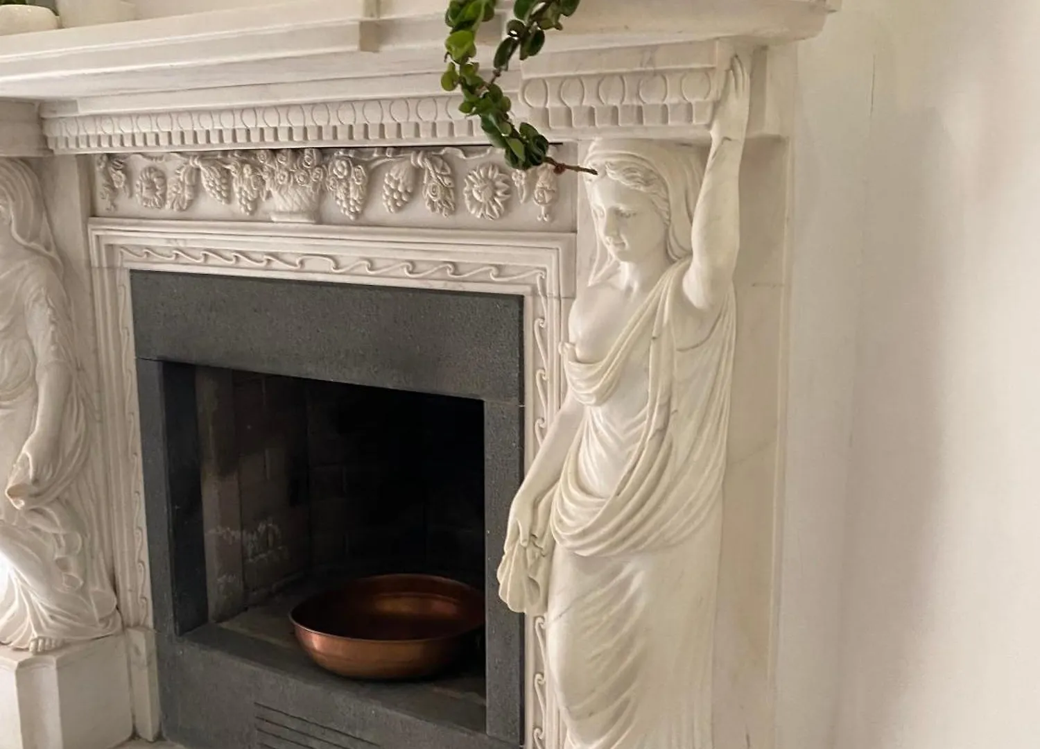 Casa Intera Con Terrazzo Apartment Naples Italy