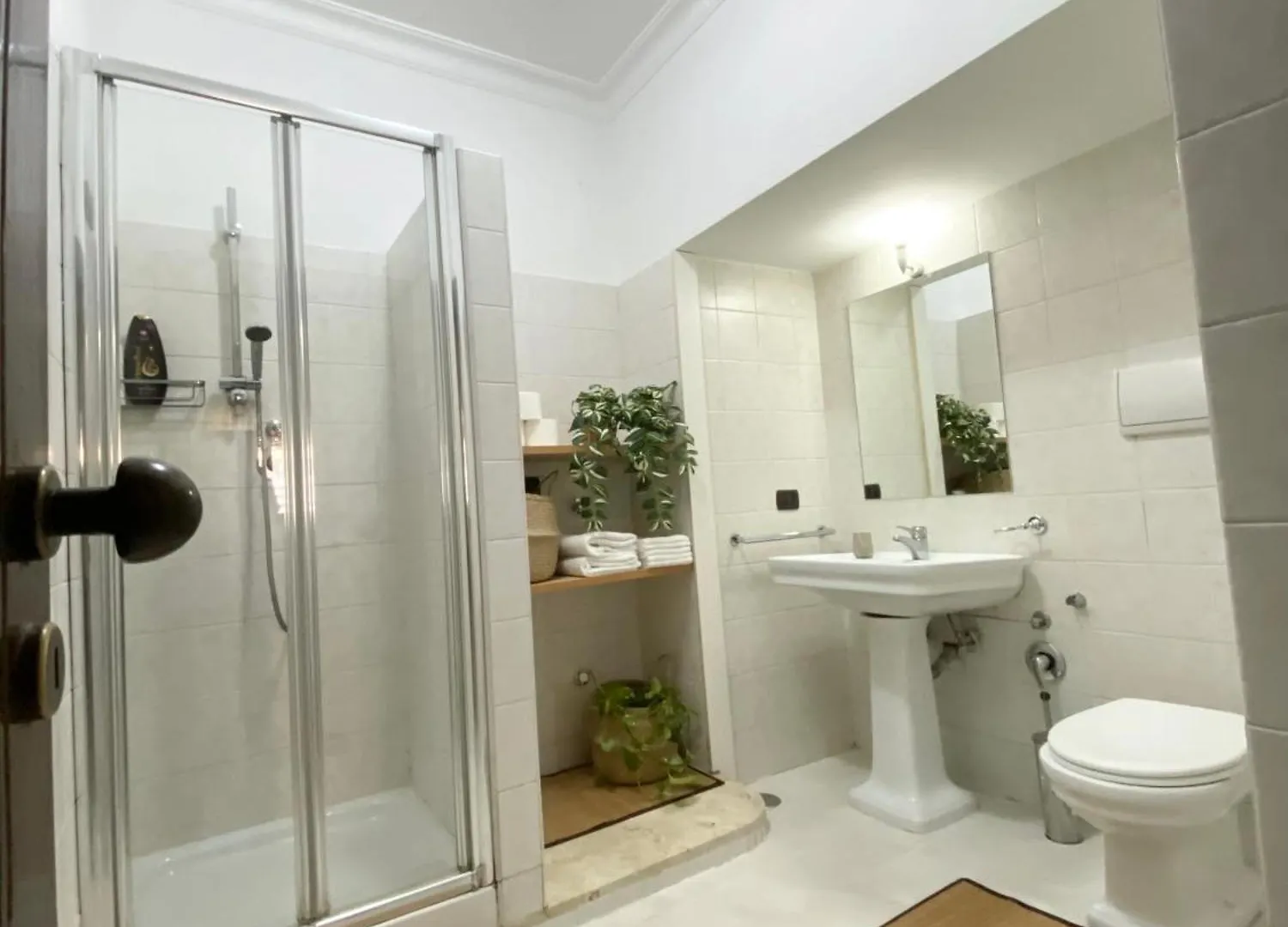 Casa Intera Con Terrazzo Apartment Naples 0*,  Italy