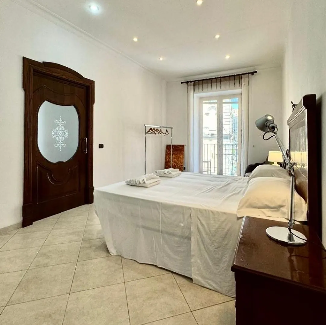 Casa Intera Con Terrazzo Daire Napoli İtalya
