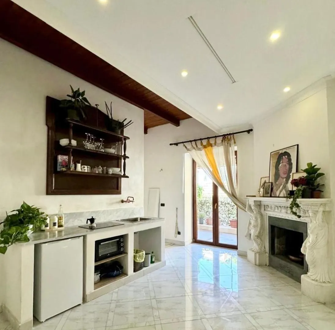 Casa Intera Con Terrazzo Apartment Naples