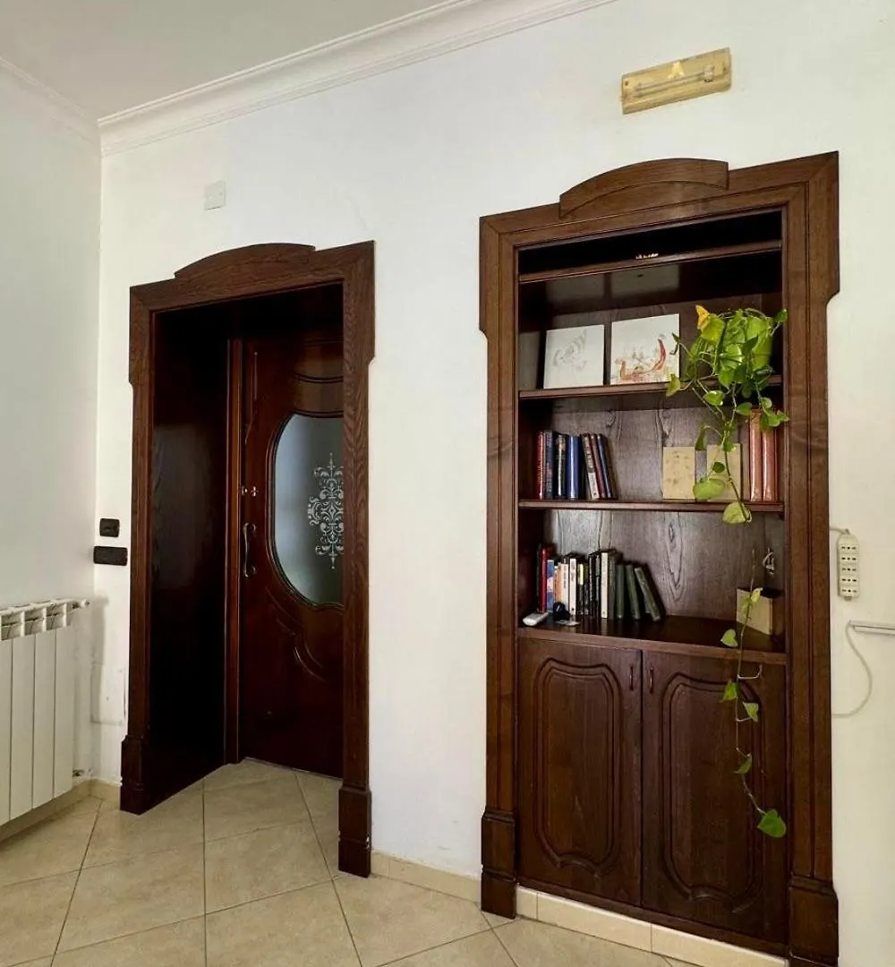 Casa Intera Con Terrazzo Daire Napoli