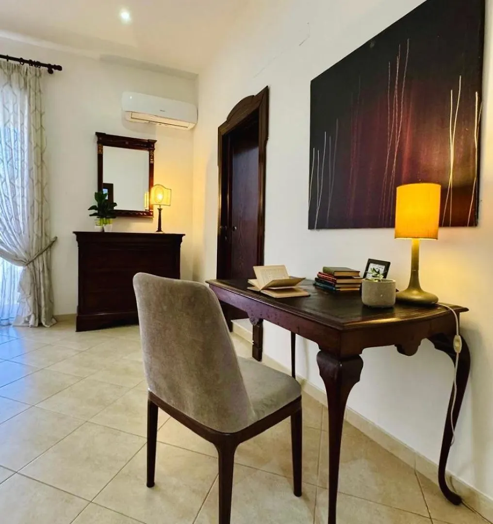 Casa Intera Con Terrazzo Apartment Naples 0*,
