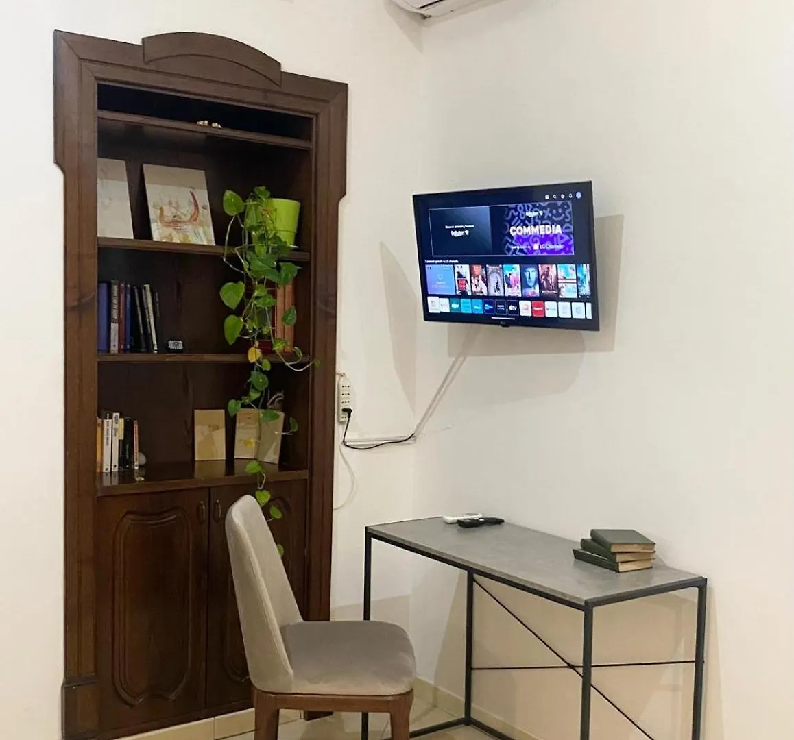 Casa Intera Con Terrazzo Apartment Naples Italy