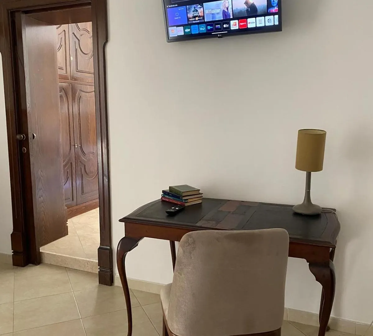 Casa Intera Con Terrazzo Apartment Naples