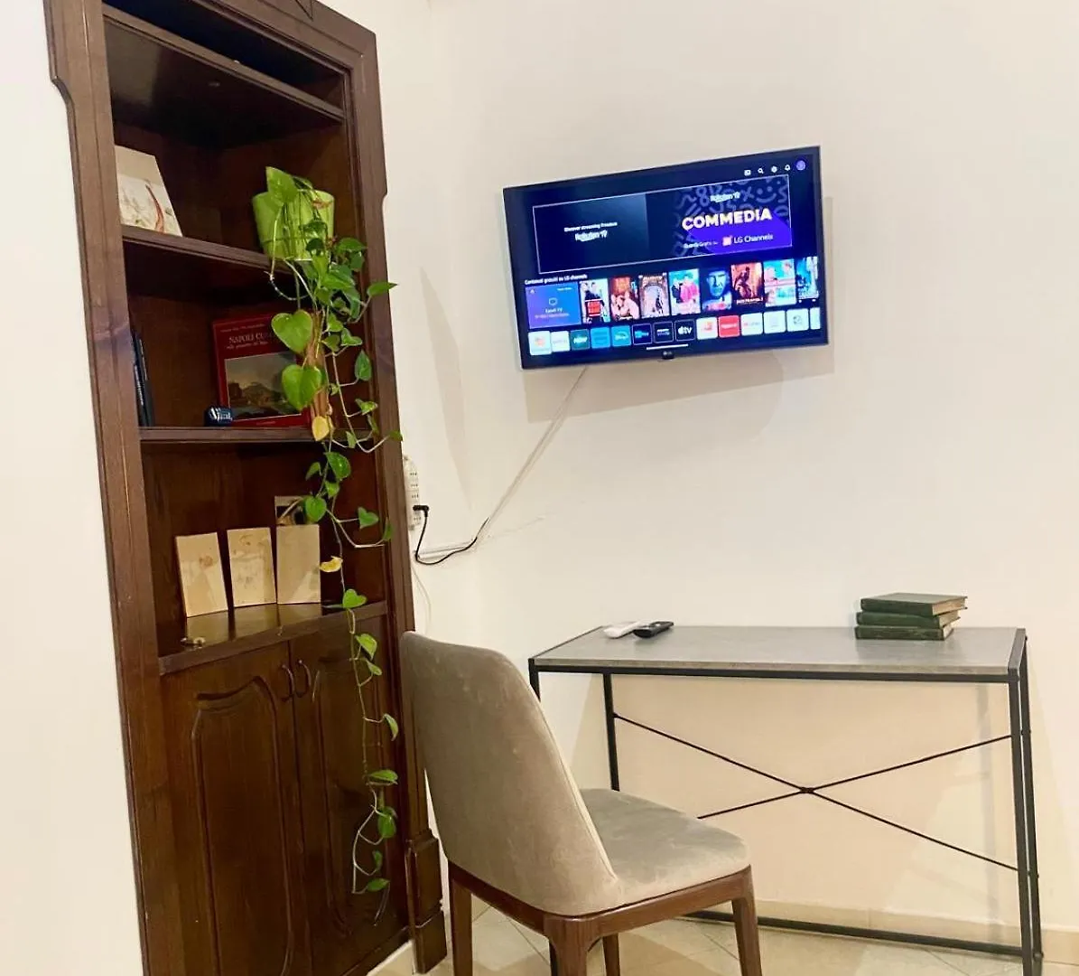 Casa Intera Con Terrazzo Apartment Naples