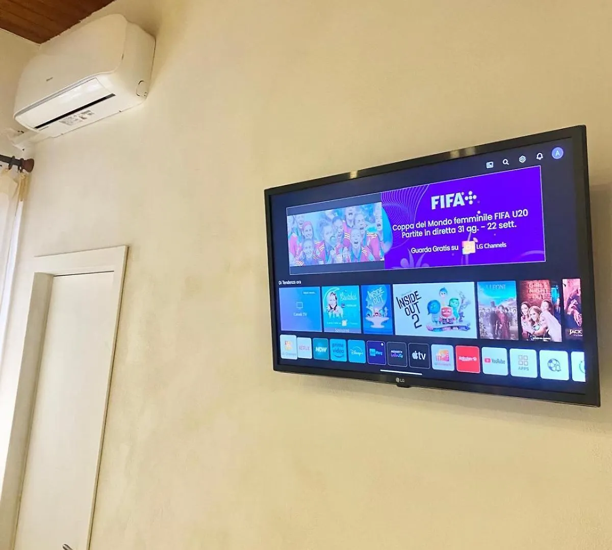 Casa Intera Con Terrazzo Lejlighed Napoli 0*,