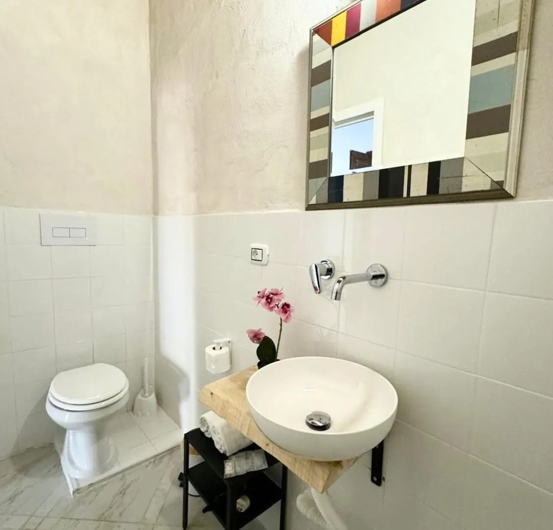 Casa Intera Con Terrazzo Apartment Naples Italy